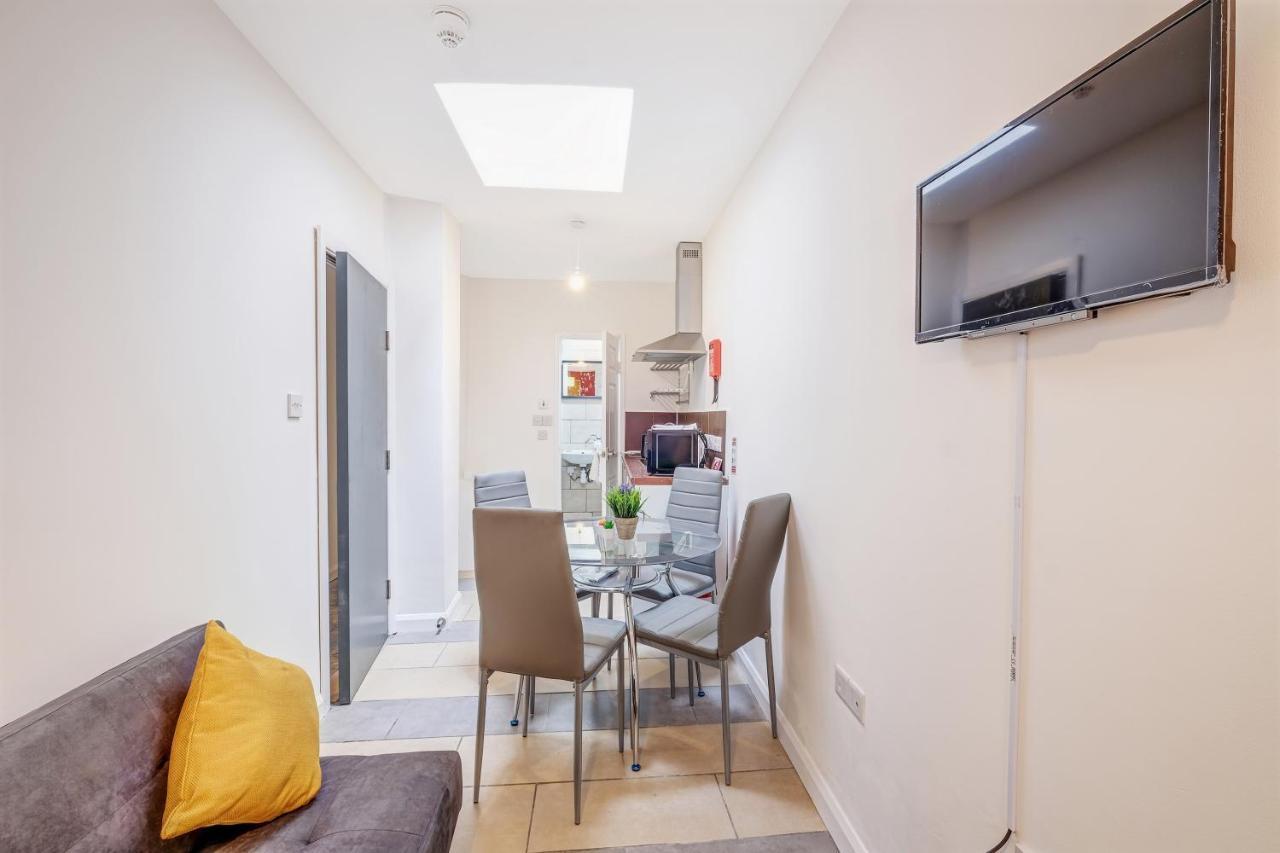 Fernbank Rooms Sudbury Hill, Harrow, Self-Contained Studios With En-Suite Harrow on the Hill Exterior foto