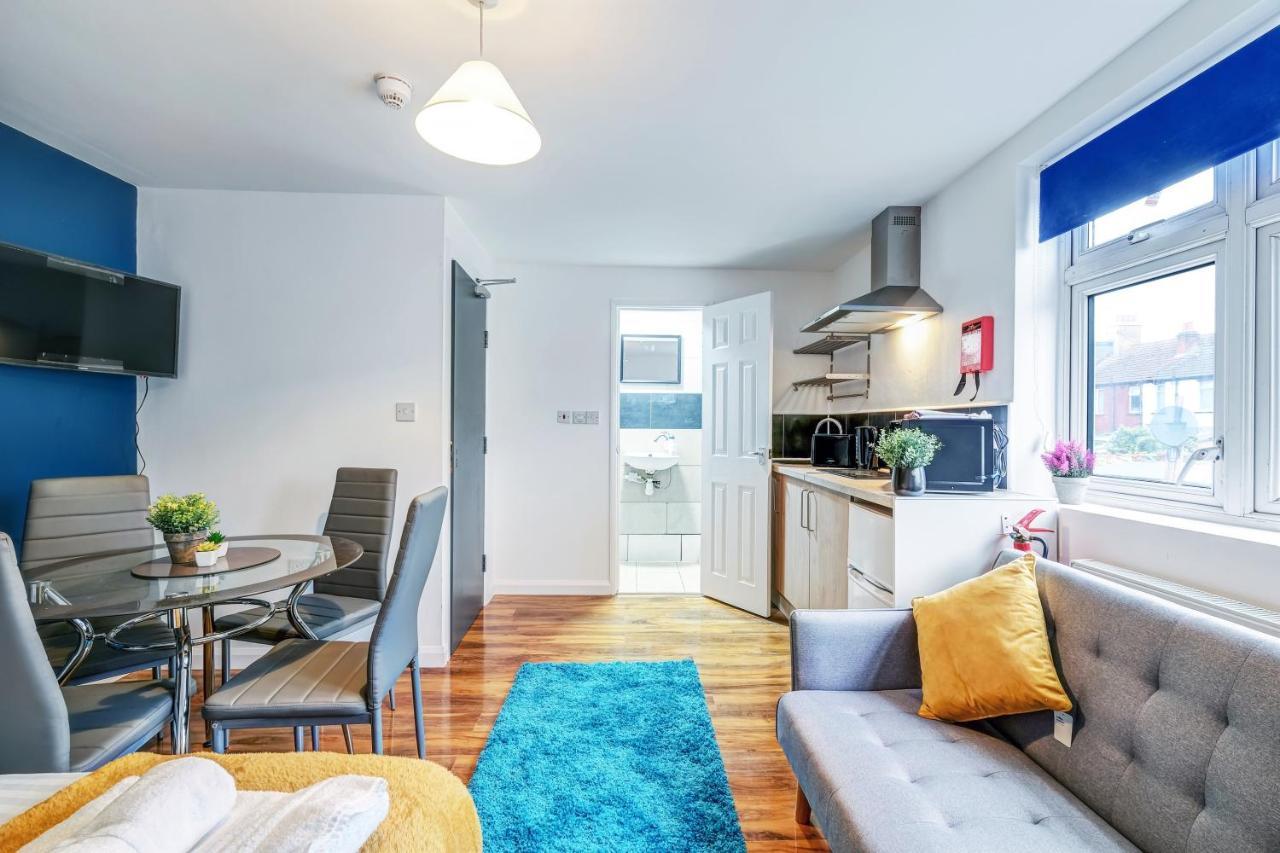 Fernbank Rooms Sudbury Hill, Harrow, Self-Contained Studios With En-Suite Harrow on the Hill Exterior foto
